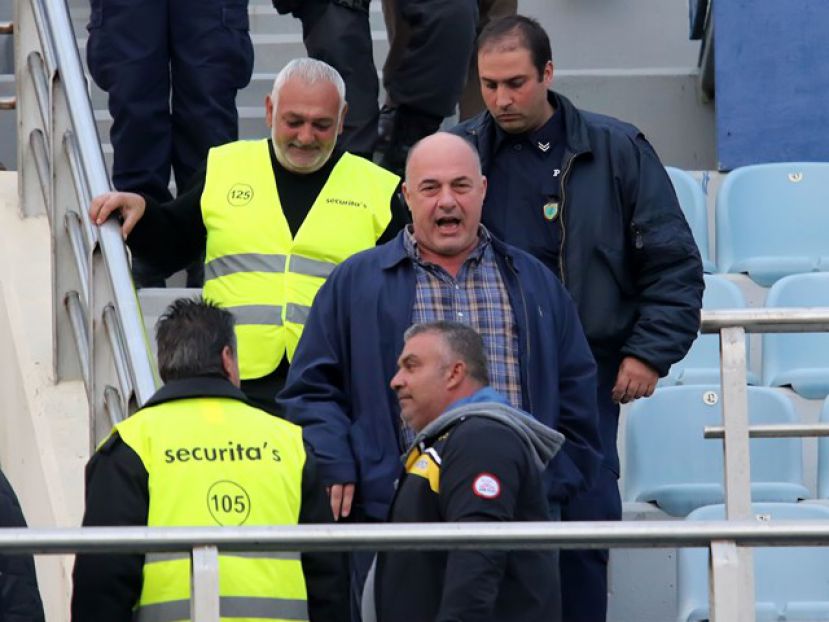 «Πάτσης με… εξέταση ούρων»