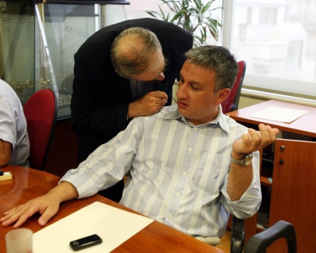 Ανατολίτης και επισήμως
