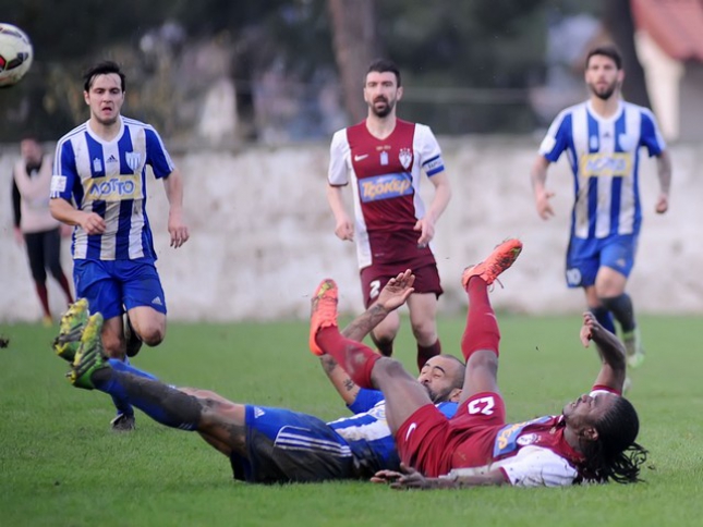 Με δύο απόντες