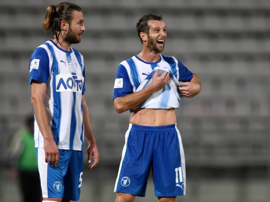 Υπέγραψε ο Σαμαράς