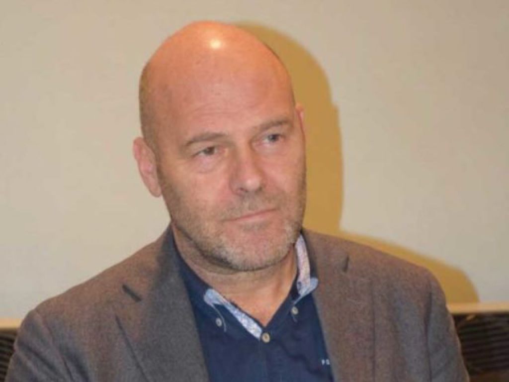 Ανοίγει τα χαρτιά του ο Μίλερ