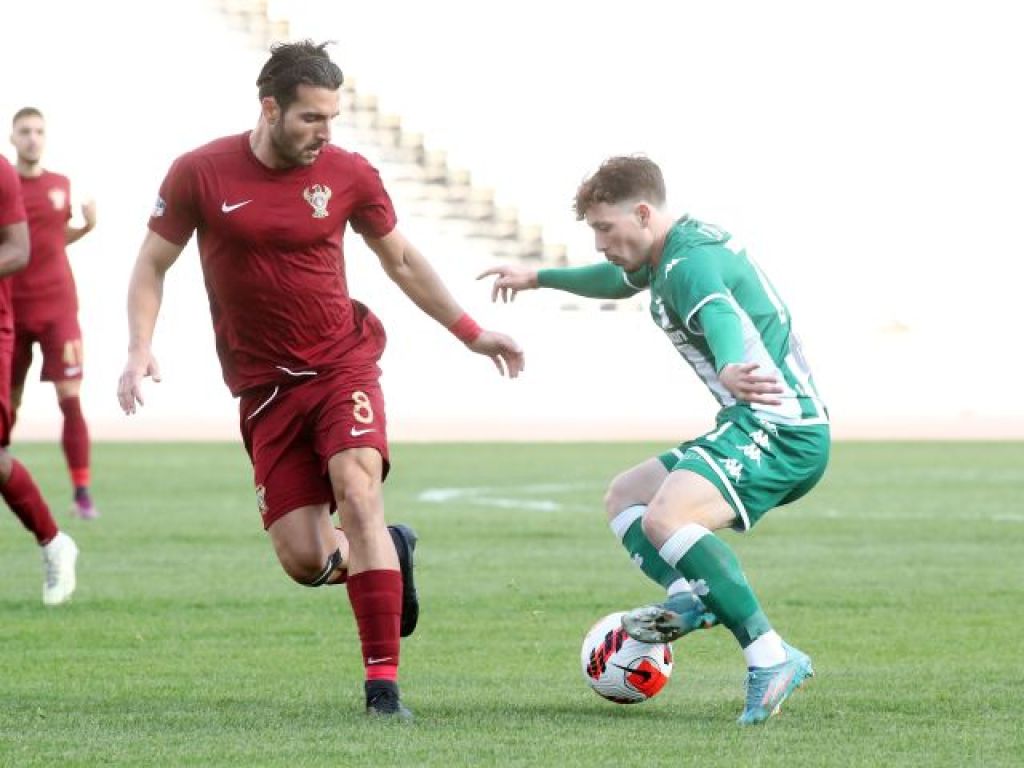 Επέμβαση για Καλαϊτζίδη