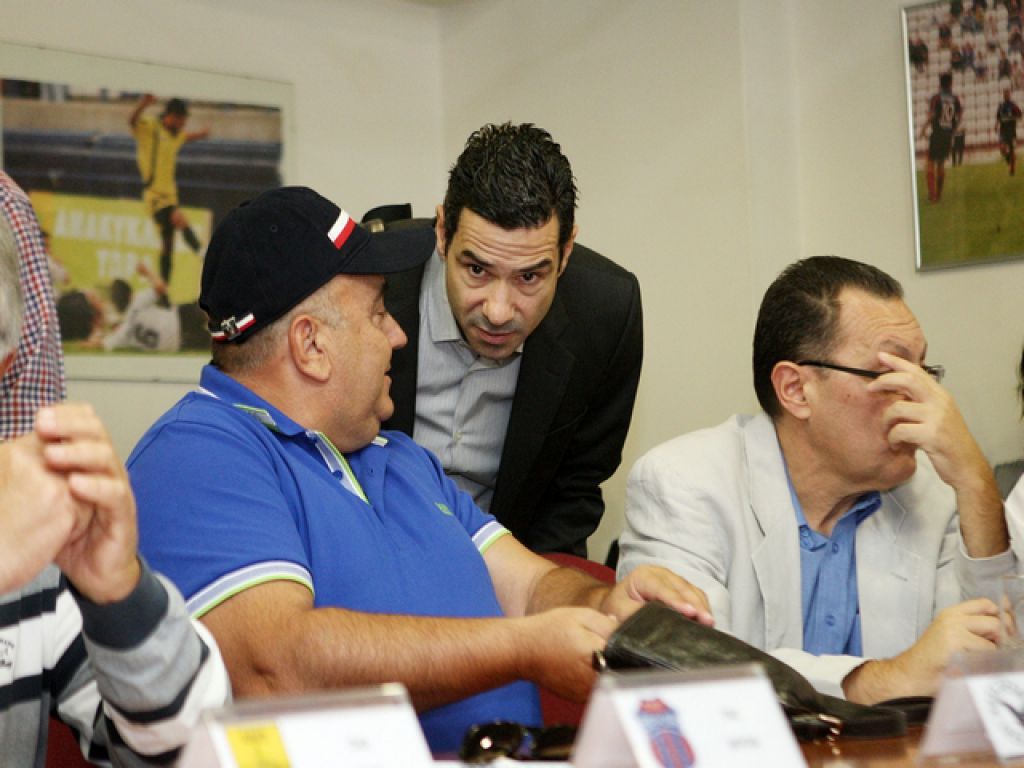 «Δειλά και ταπεινά»