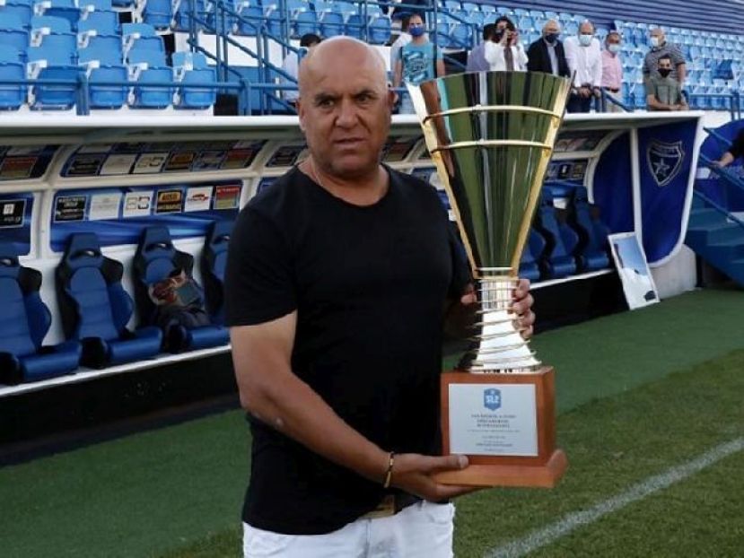 «Χρειαζόμαστε συμπαίκτη»