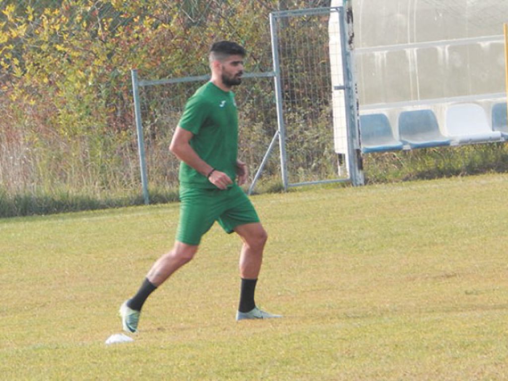 Στην Ενόπλων ο Λουκίνας