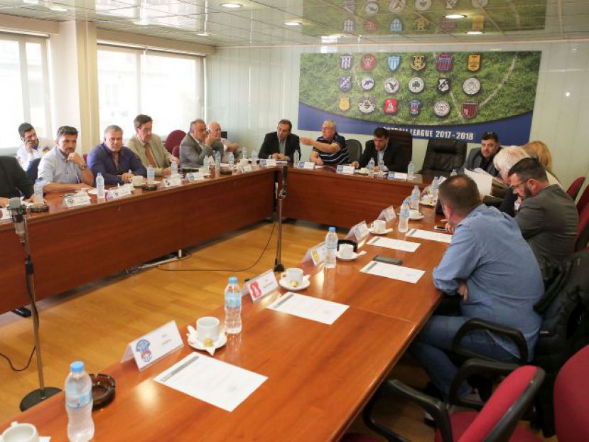 Μπέκιος χωρίς υποψηφιότητα
