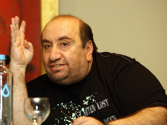 «Πέντε μεταγραφές ακόμα»