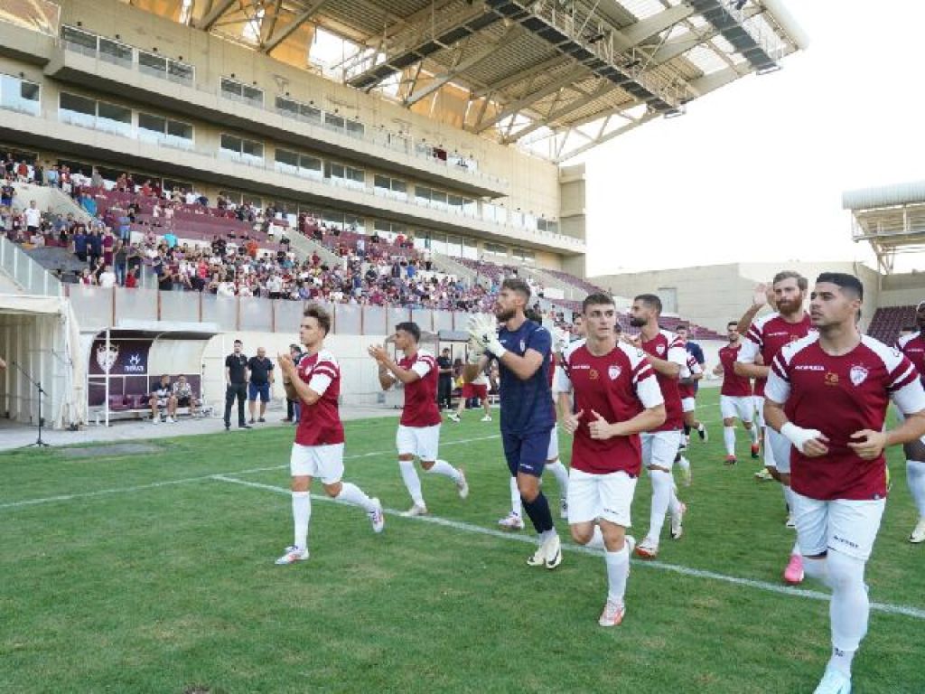 Πρώτο φιλικό με Πανσερραϊκό