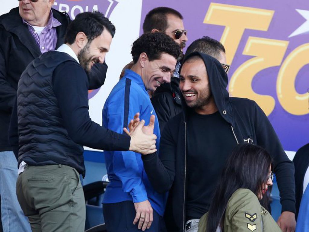 Τζιμπούρ στην έξοδο