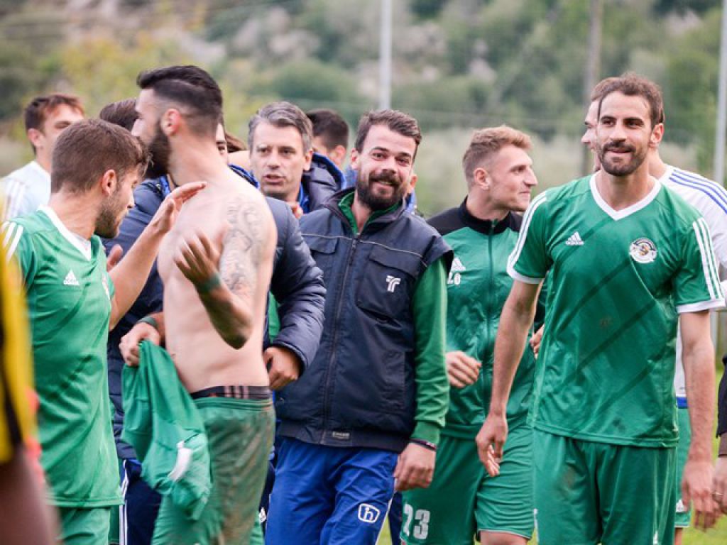 Κλείνει… μέτωπα