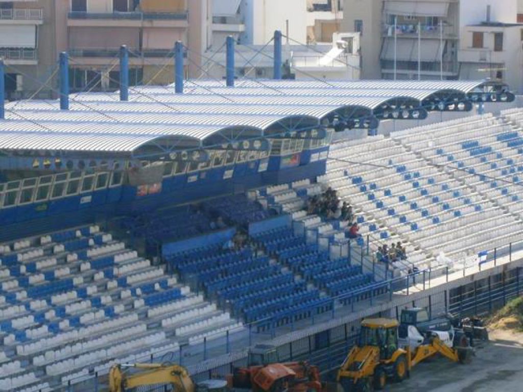 «Ελ Πάσο» με… συνθήματα