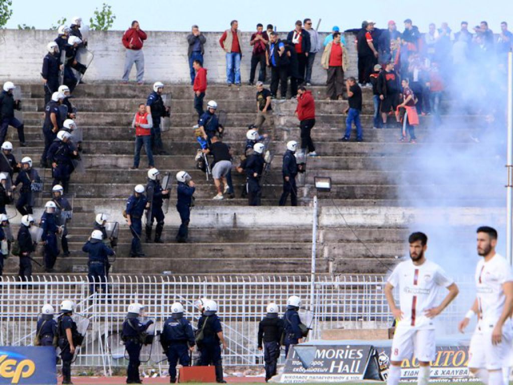 Σε απολογία από Κοντονή
