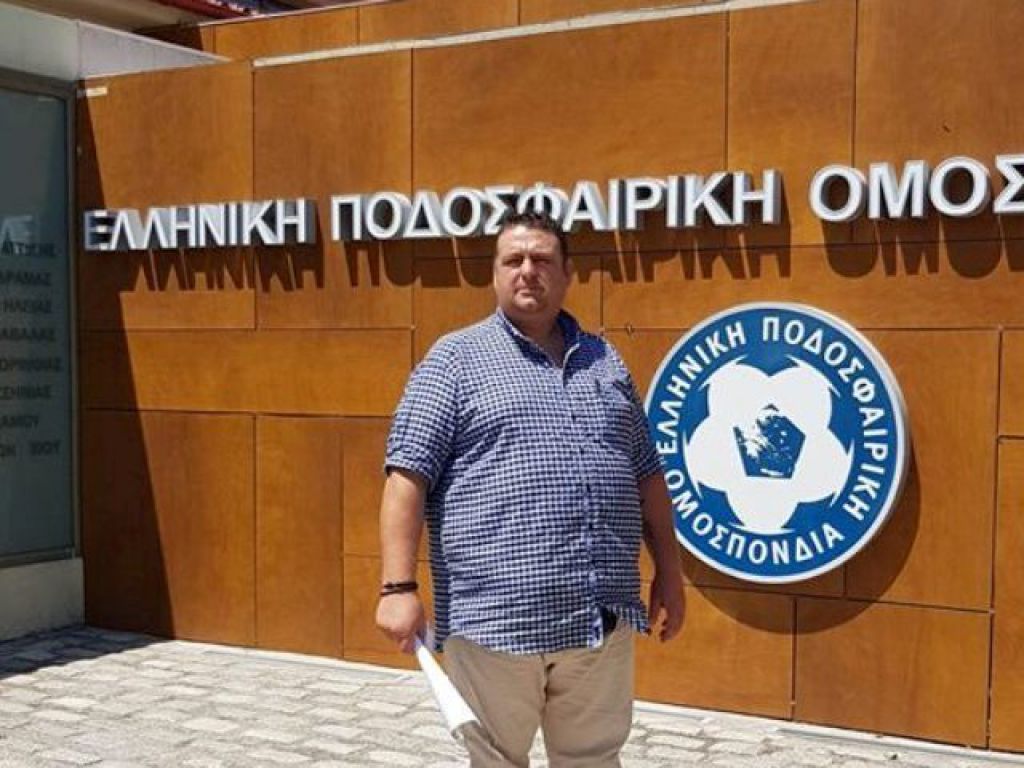 Τα είπε με Γραμμένο