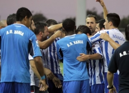 Απόντες μόνο οι Σικαλιάς, Βλαχάκης