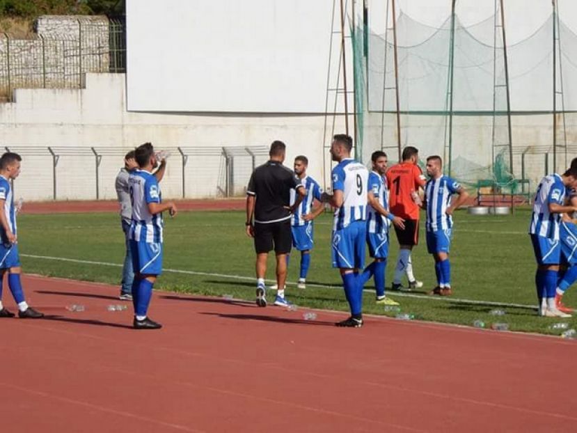 Καρέ απόντων με Απόλλωνα