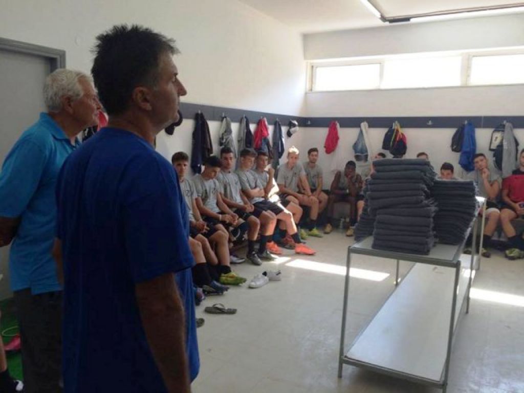 Τα φιλικά της Κ19