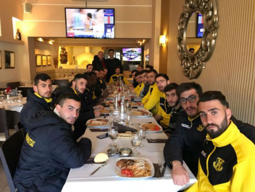 Στο γνωστό στέκι της