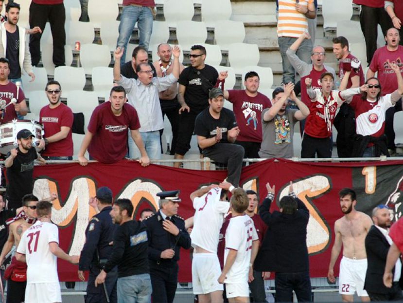 Πληρώνουν τις φανέλες οι παίκτες!