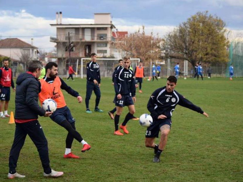 Εκτός Τσιάρας, Τζόκιτς