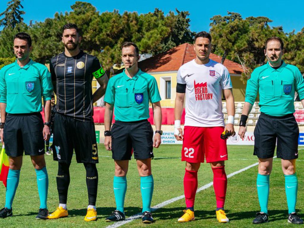 «Ο… μαγικός τρόπος Αγγελάκη»