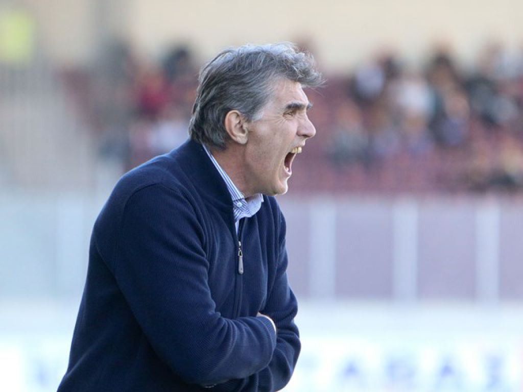 Αναλαμβάνει ο Ντόστανιτς