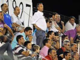 Πρόσκληση σε Σταθάκη!