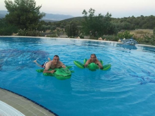 Τζακούζι και… κροκόδειλοι! (photos)