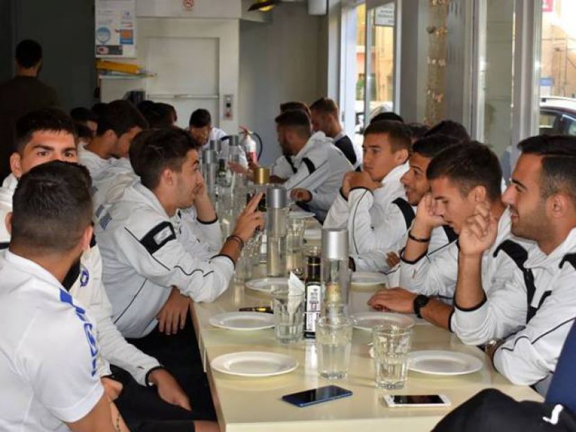 Το γεύμα πριν από τη “μάχη” (photos)