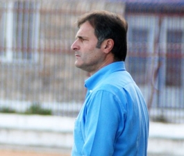 Καλαϊτζίδης: «Ακόμα τέσσερις νίκες»