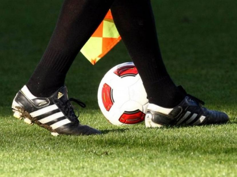 Οι 48 σφυρίχτρες της Football League