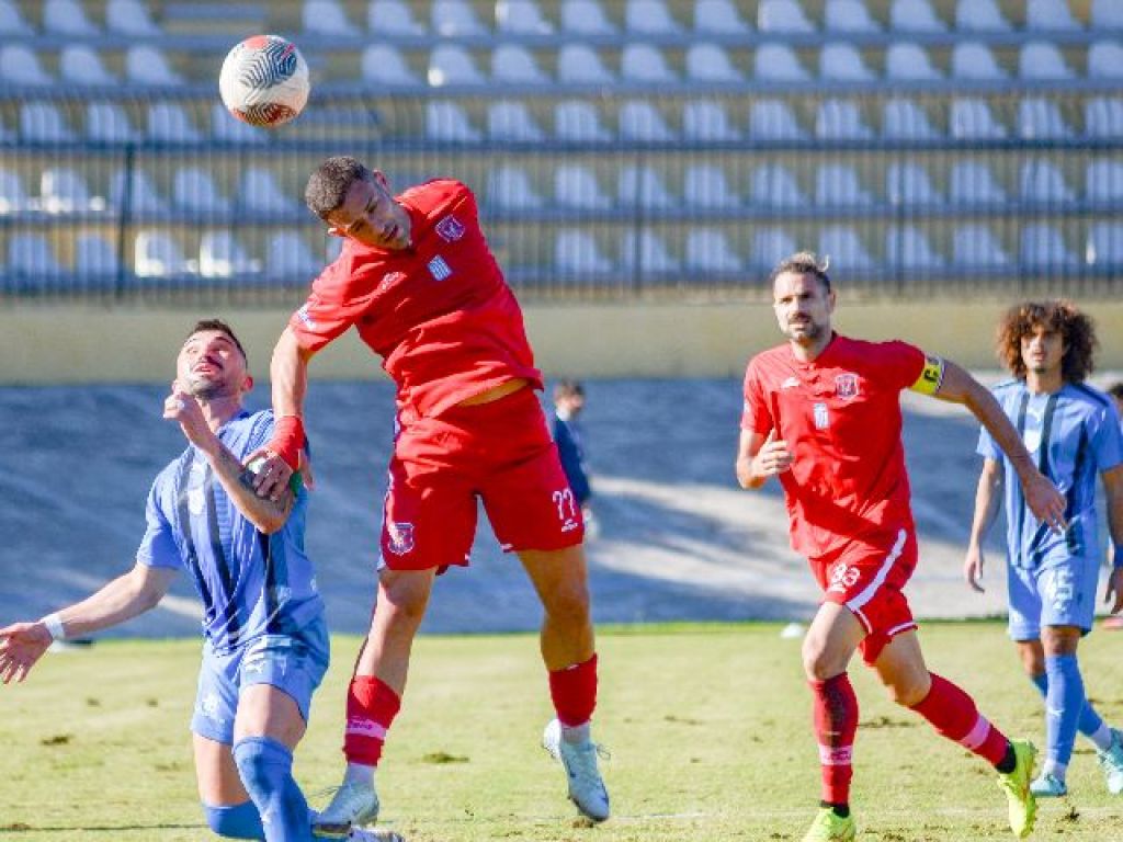 Πέταξε… λευκή πετσέτα στη Ρόδο