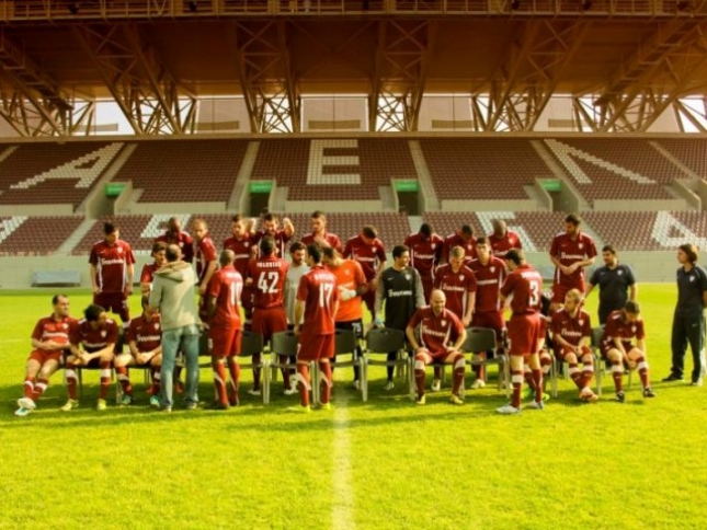 Η φωτογράφιση της ΑΕΛ (photos)