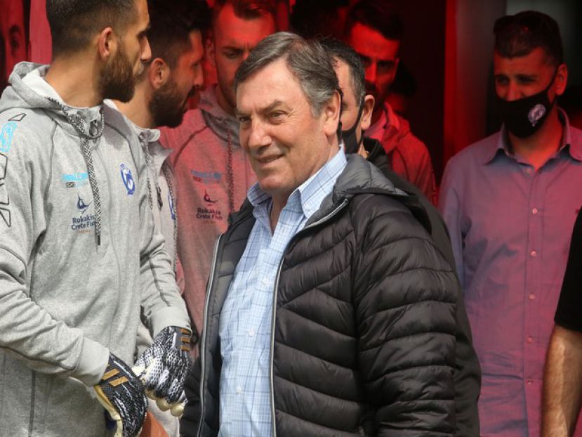 Ένταση με Τεννέ στη Ρόδο