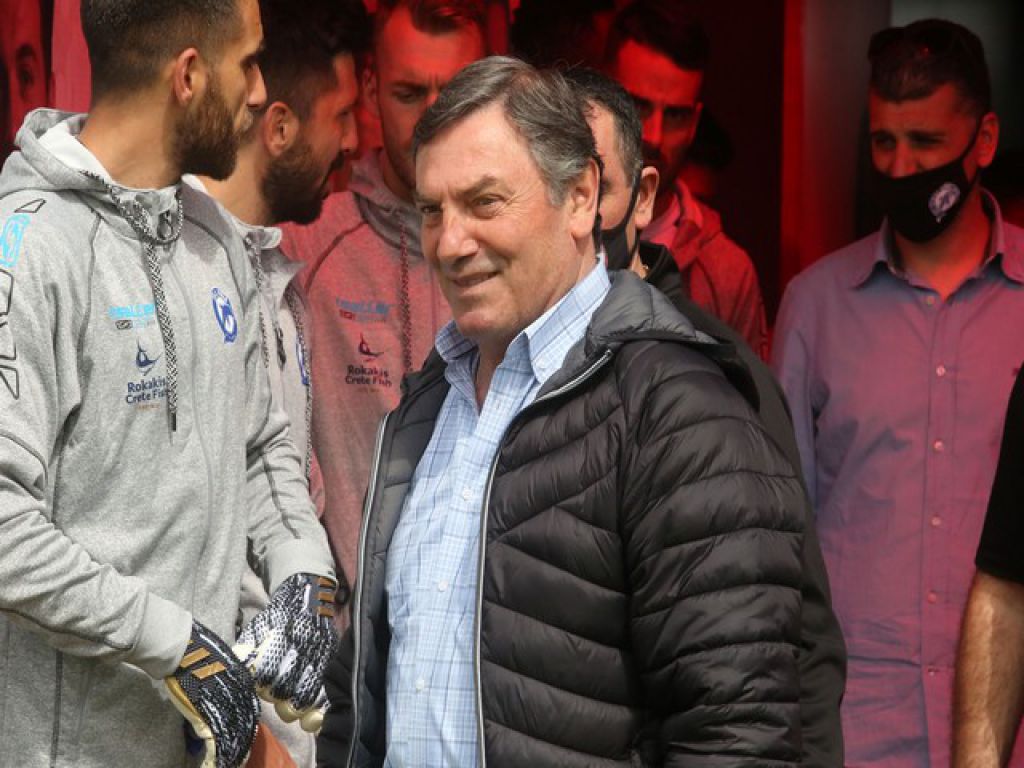 Ένταση με Τεννέ στη Ρόδο
