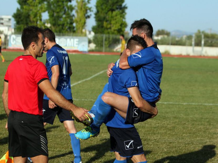 Ψάχνεται μεσοεπιθετικά ο Πανελευσινιακός