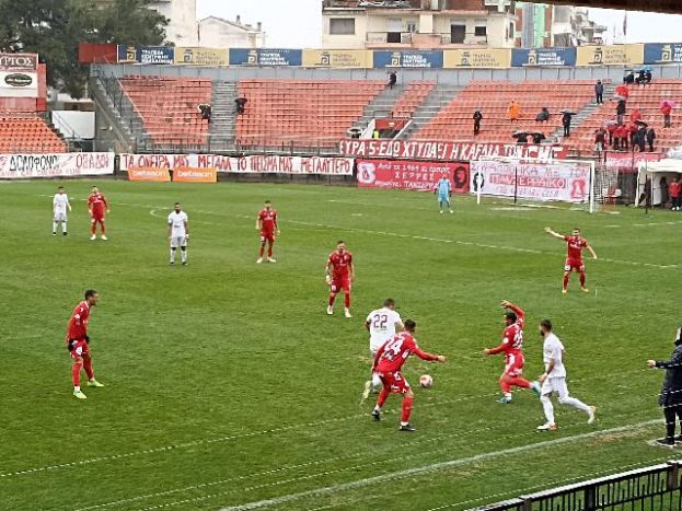 «Κάποιος τους κοροϊδεύει»