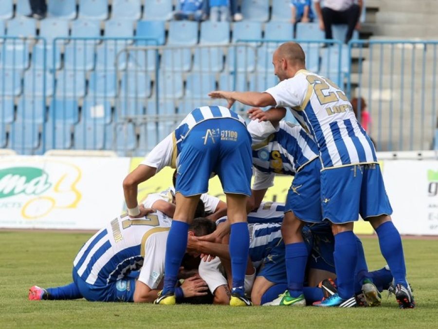 Πε…Τάι για Super League