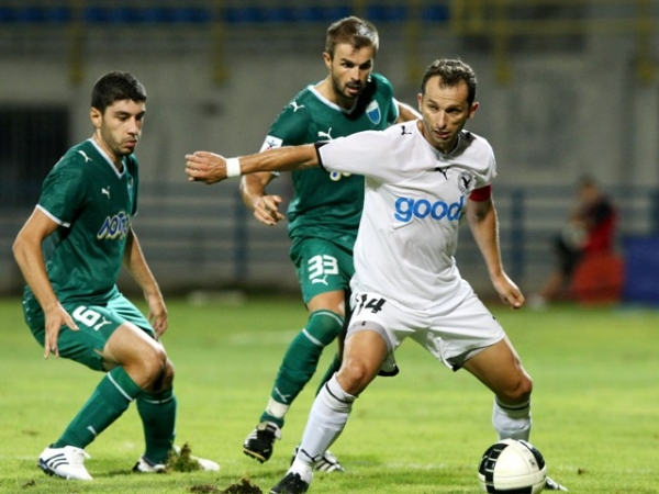 Θέλει Λιβαδειά, Δράμα η Super League