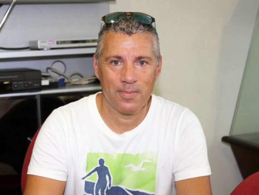 Συζητήσεις με Τσίκινη