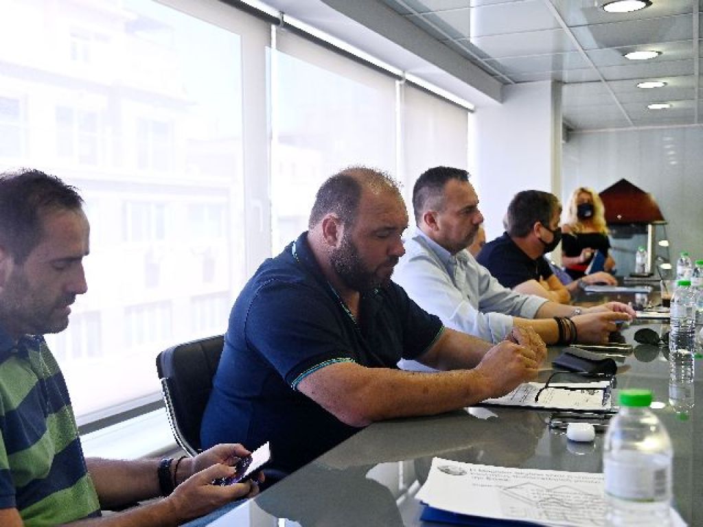 «Παύση εργασιών στη SL2»