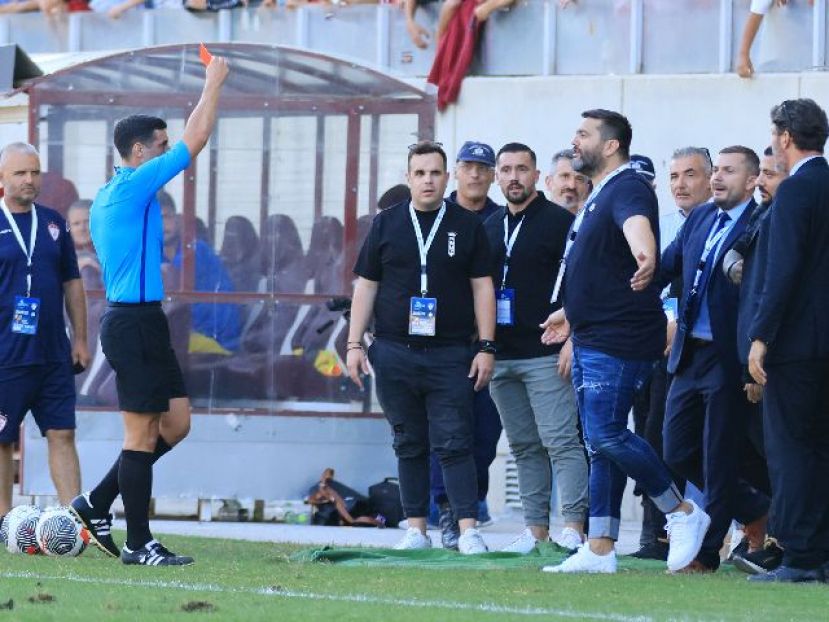Αθώοι Τσιμπανάκος, Δρίνας