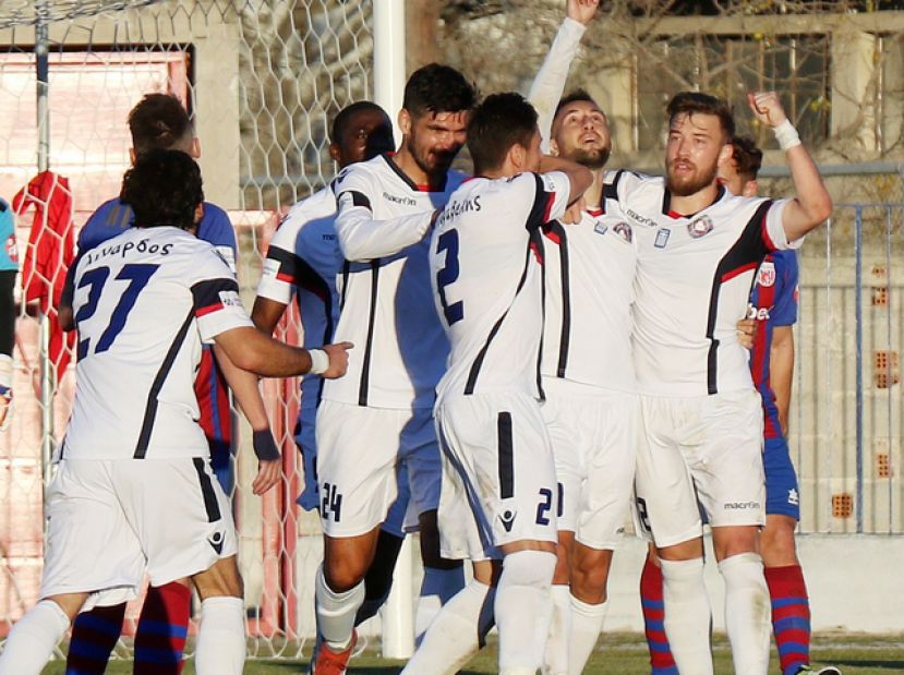 Μπήκε ο Κρητικός