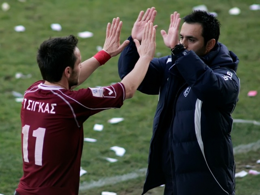Περιβραχιόνιο στον Τσίγκα