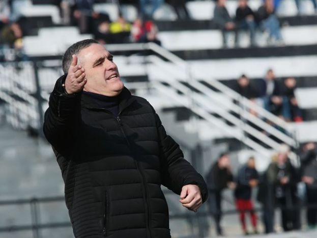 Τέλος ο Γράφας