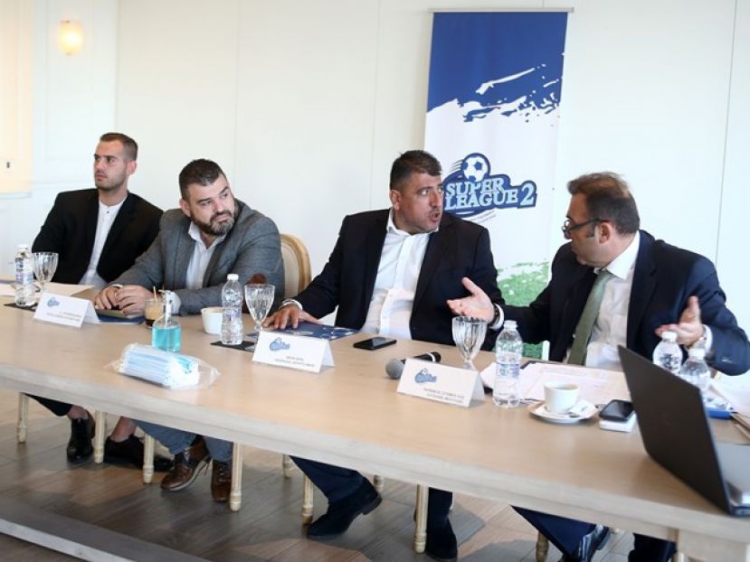Συμβούλιο το Σάββατο!