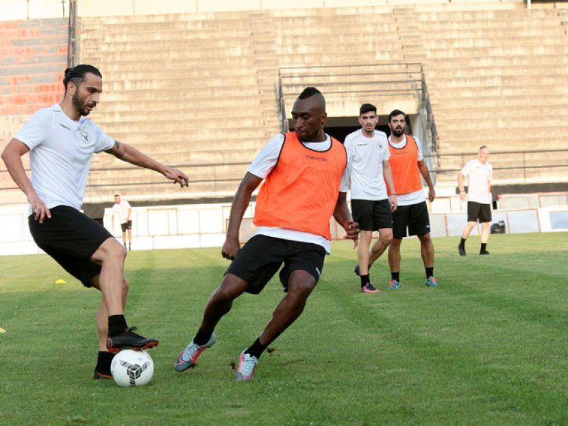 Στις επάλξεις από βδομάδα