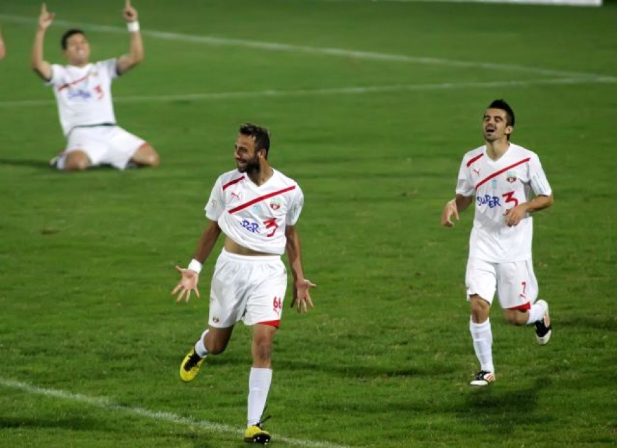 Να της σπάσει το σερί