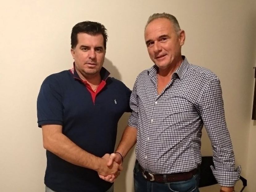 Επιστροφή Κολομητρούση