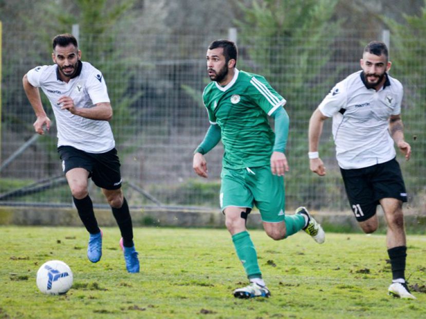 Ηρθε κι «έδεσε» με τον κορμό