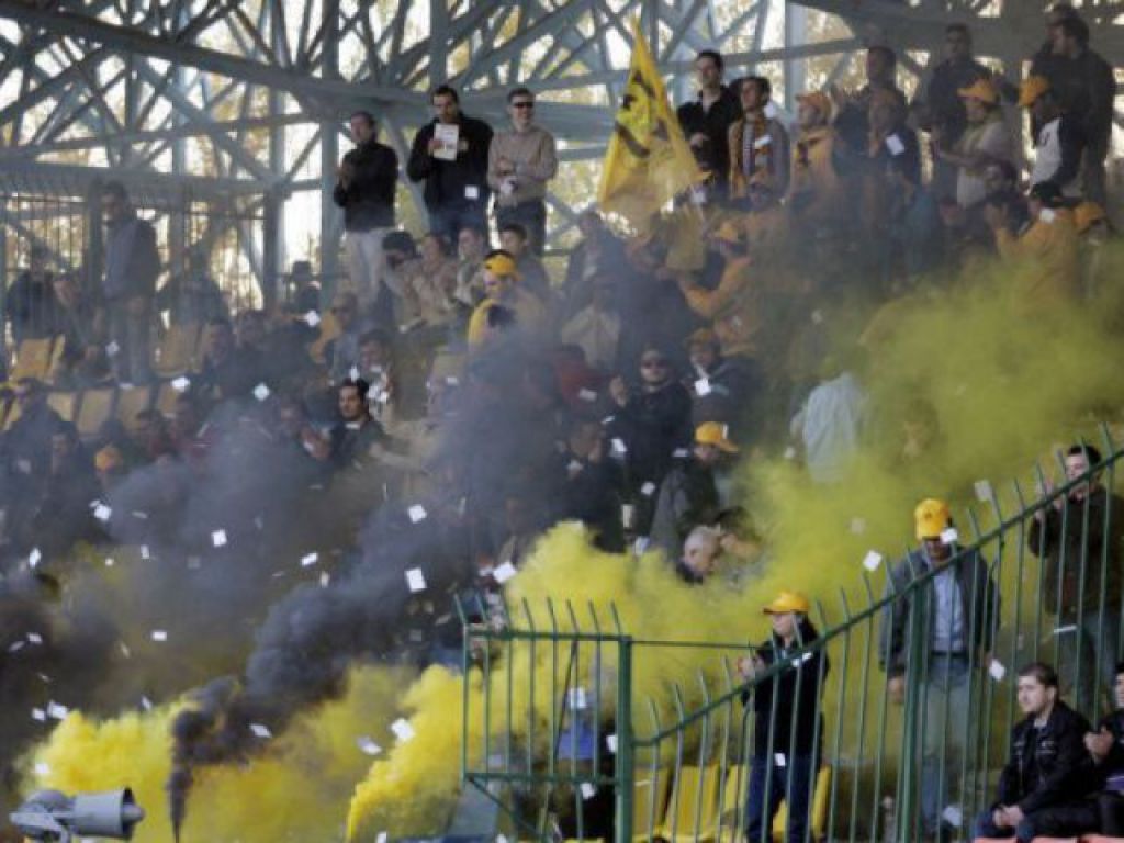 «Τρέχουν» τα έξοδα, περιμένει στήριξη